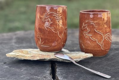 P'tit lot de 2 mugs "poney saute" alezan