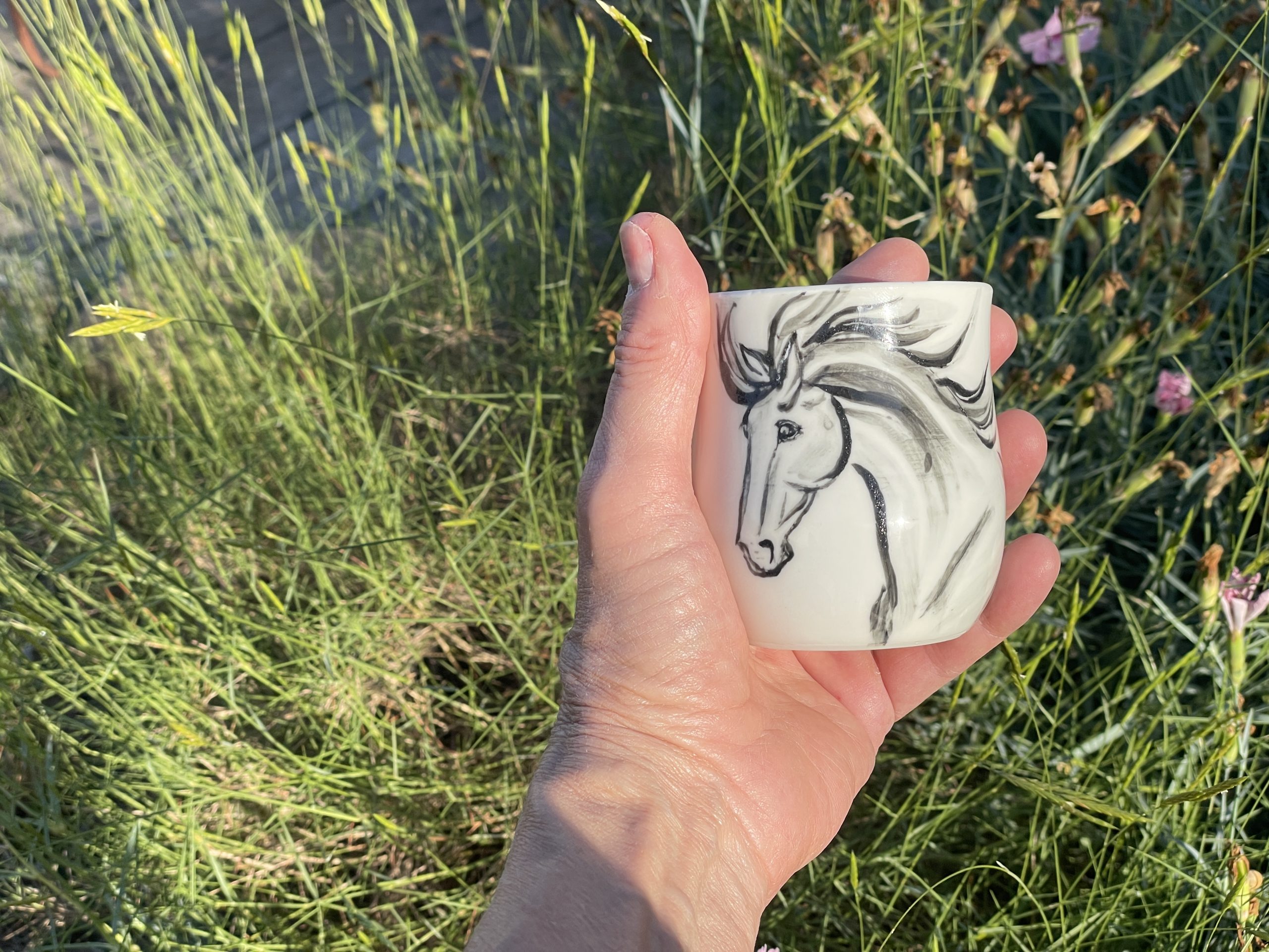 Tasse à café porcelaine "cheval noir" – Image 9