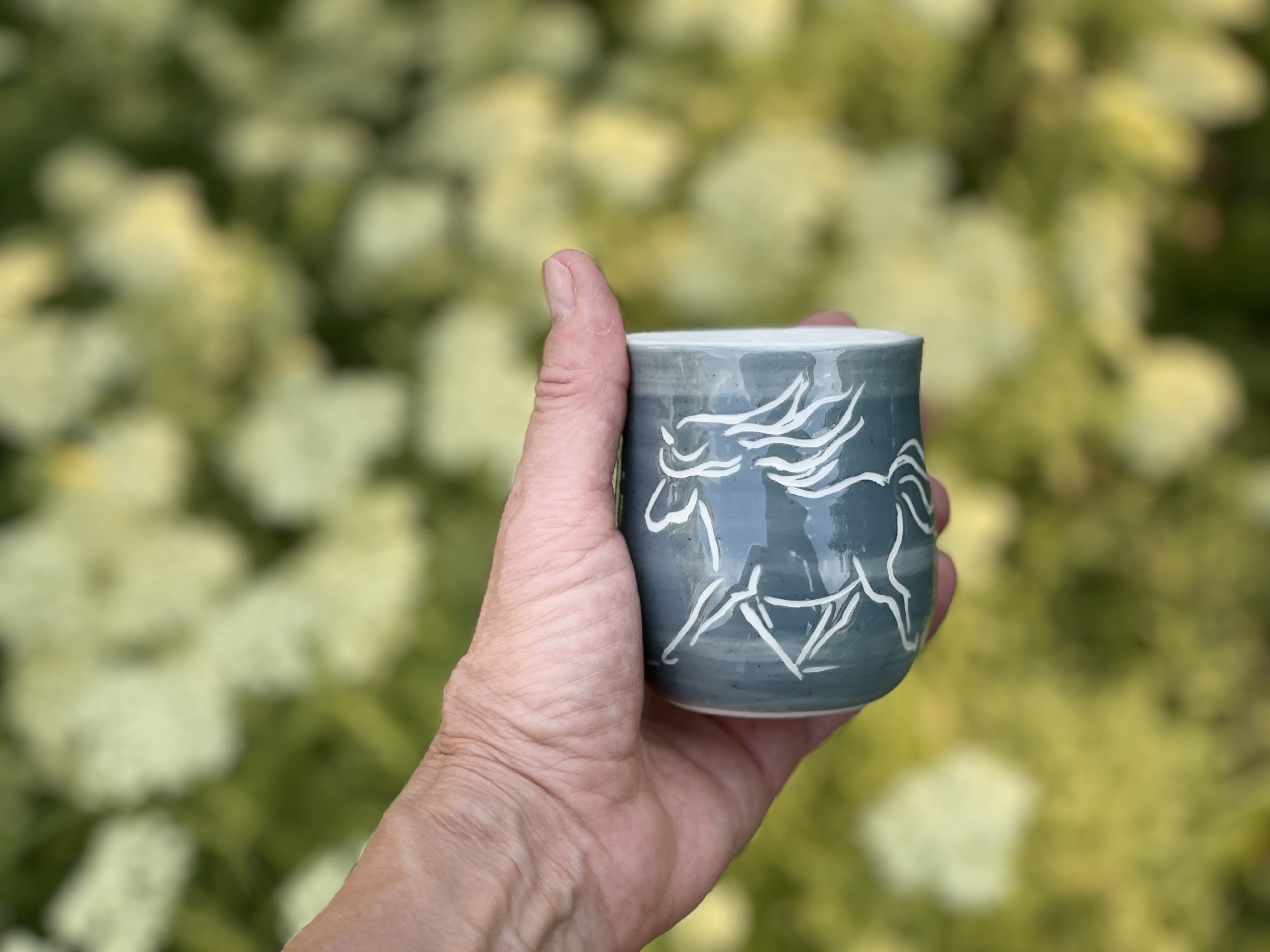Tasse à café porcelaine "poney trotte" G – Image 2